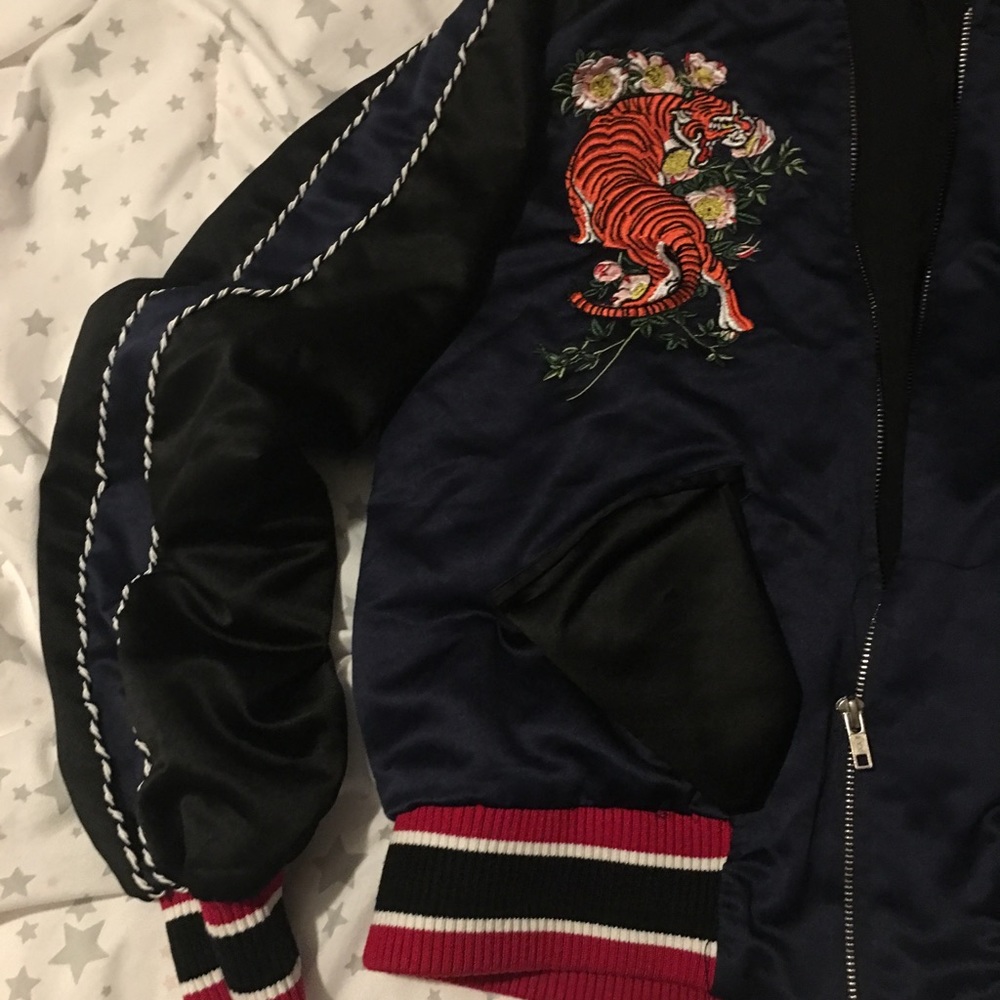 Very Nice Jacket - image 3